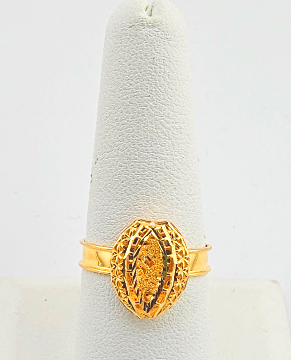 21K Ladies Refined Filigree Ring