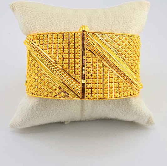 21K Luxurious Indian Style Cuff
