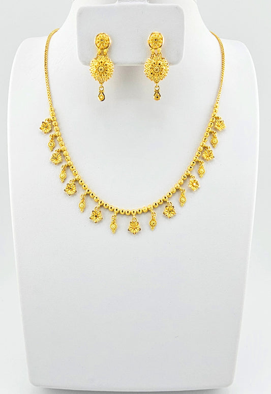 21K Delicate Flower Necklace Set