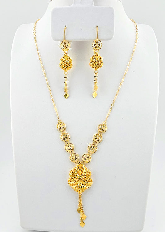 21k Contemporary Khaliji Style Flower Dangling Necklace Set