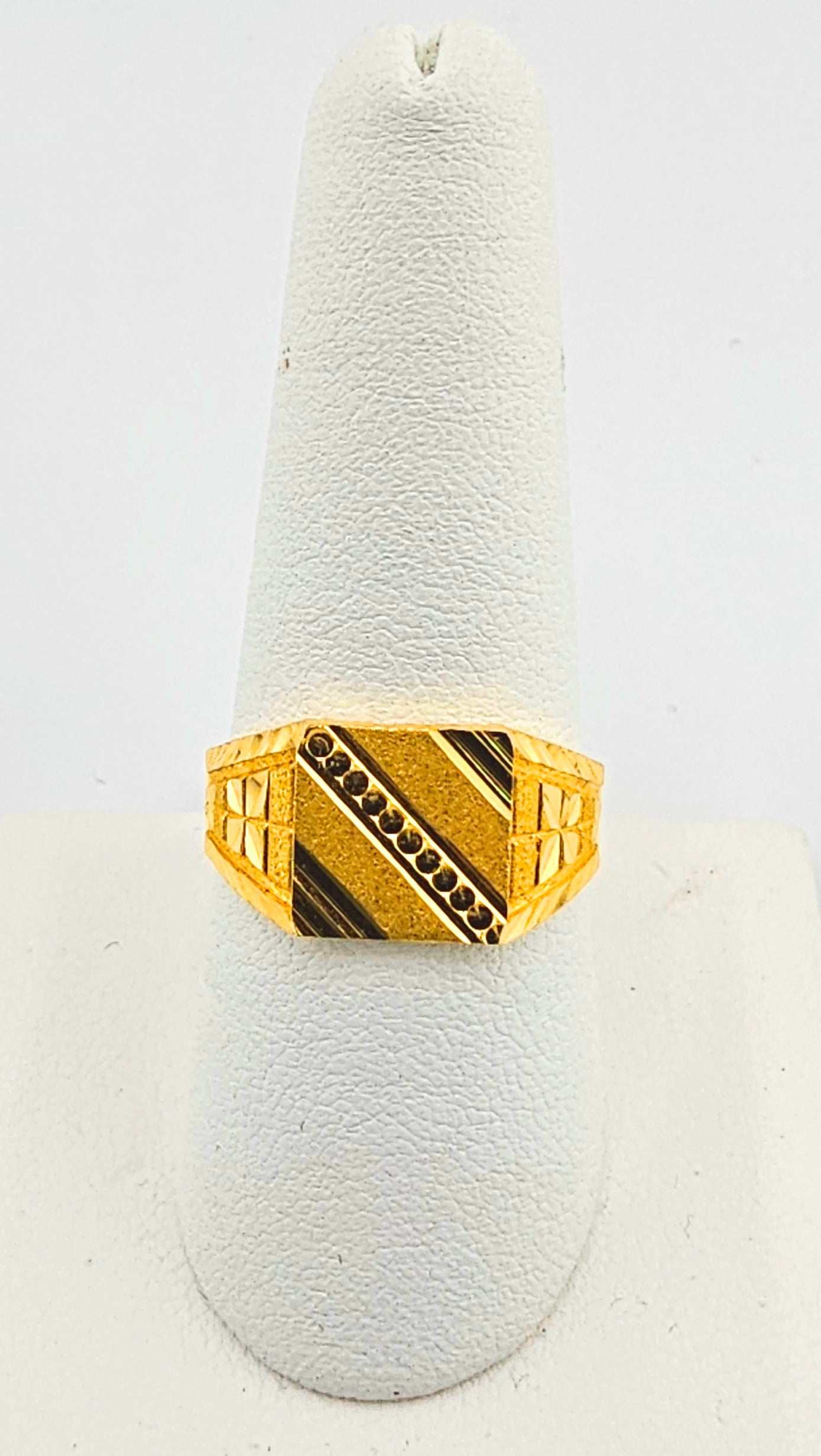 21K Intricate Men’s Ring