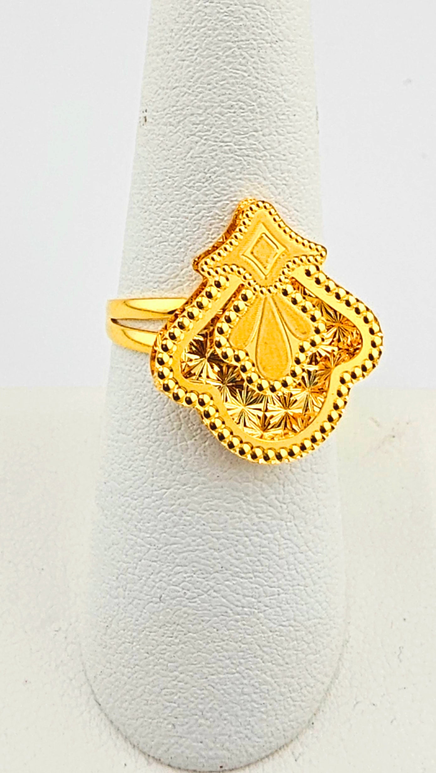 22K Oval Crown Ladies Ring