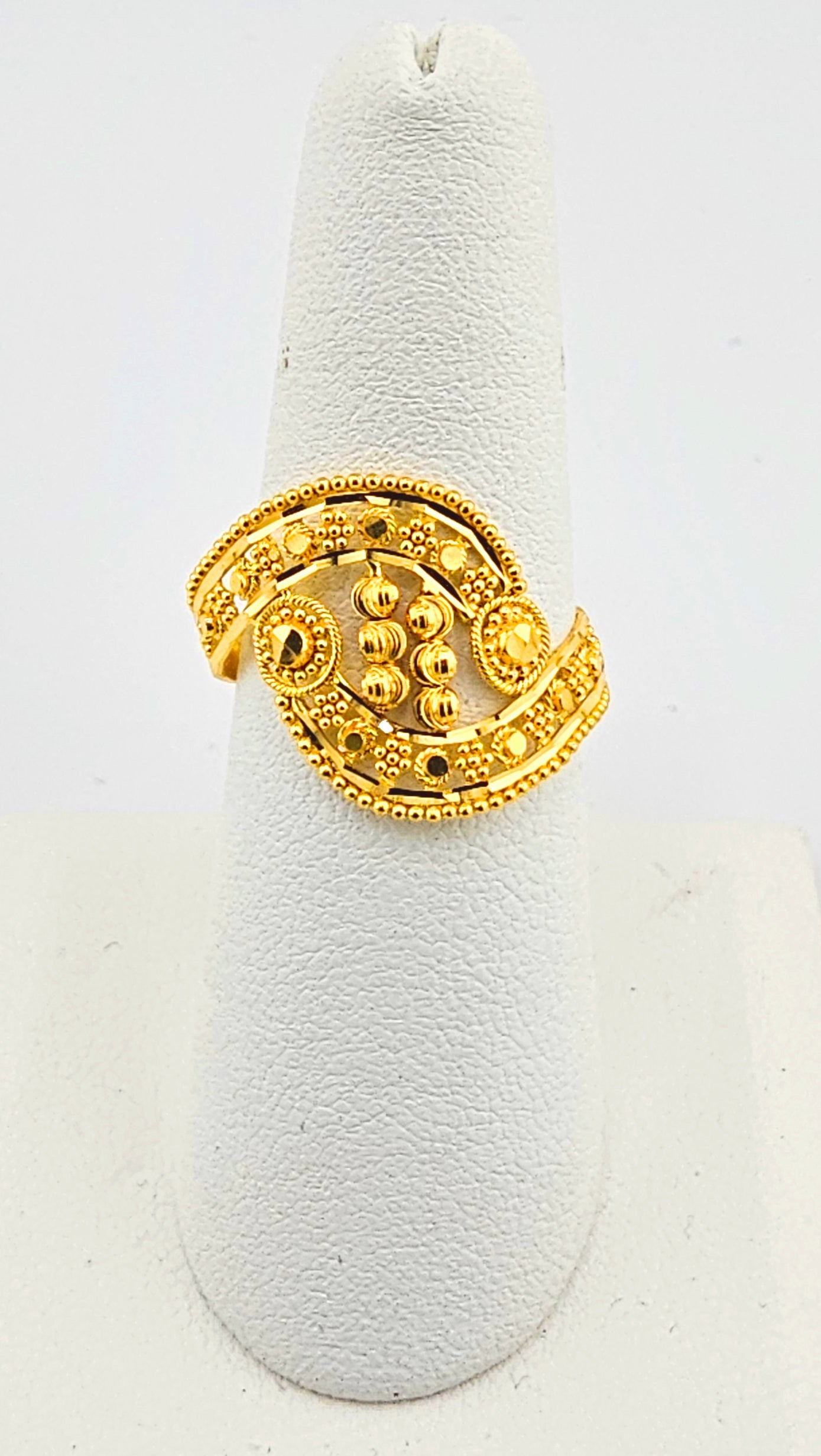 22K Modern & Chic Ladies Ring