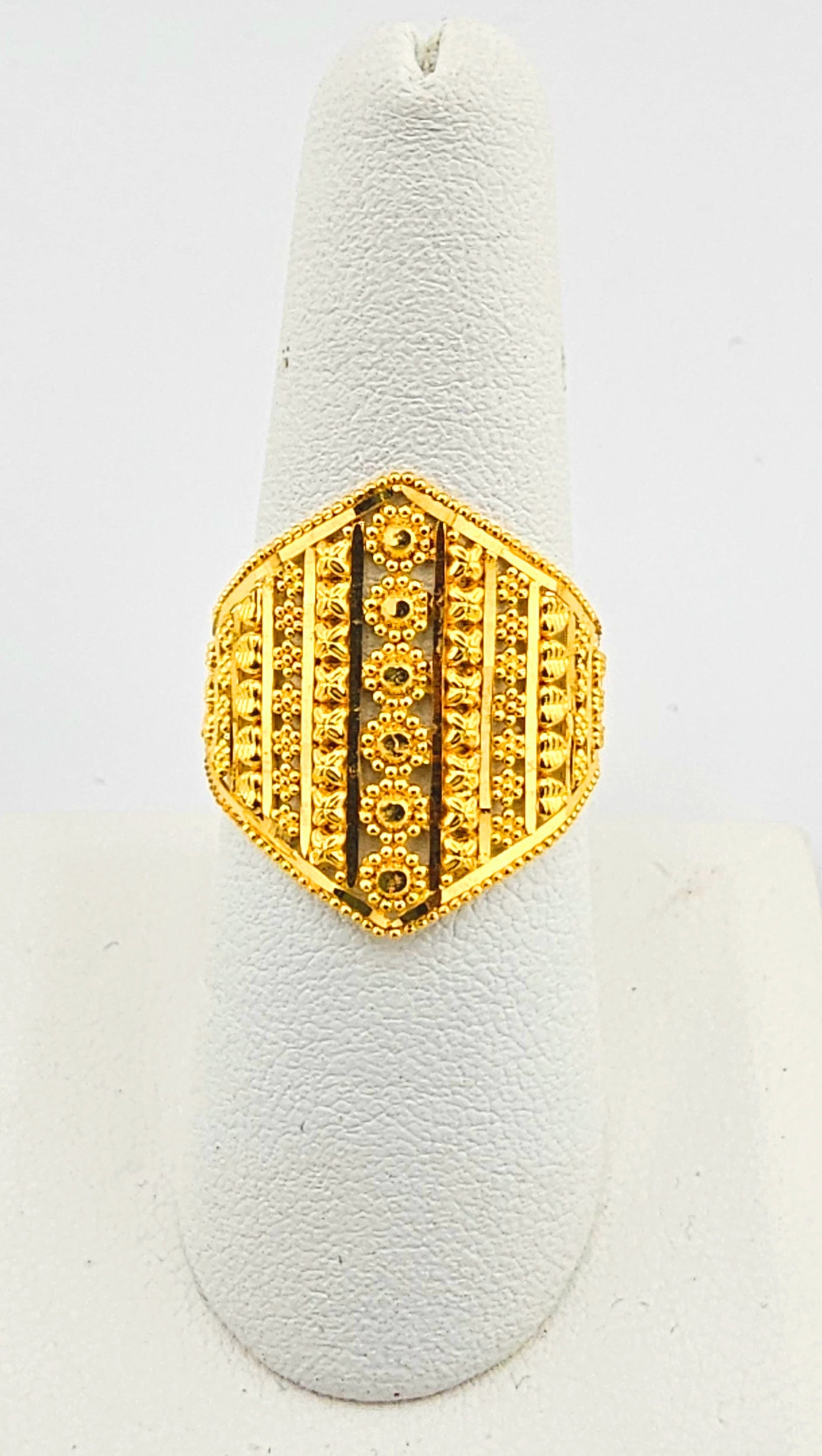 22K Contemporary Ladies Ring