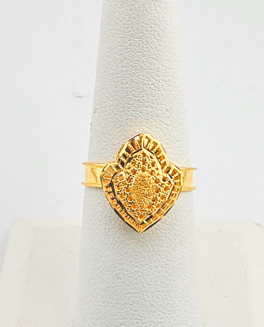 21K Ladies Impressive Filigree Ring
