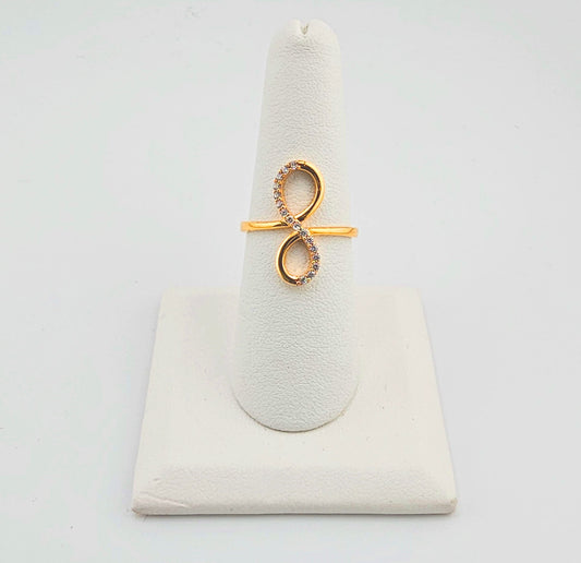 21K Ladies Vertical Infinity CZ Ring