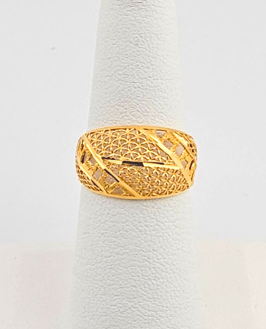 21K Ladies Refined Filigree Ring