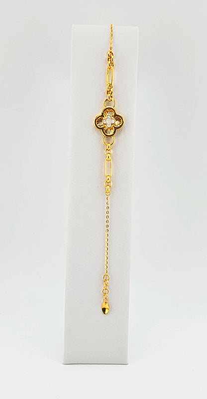 21k Designer Contemporary Clover Necklace & Bracelet Set