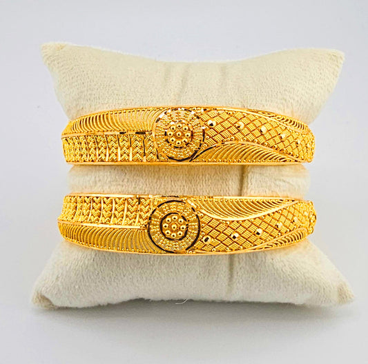 21K Beautiful Filigree Screw Bangles