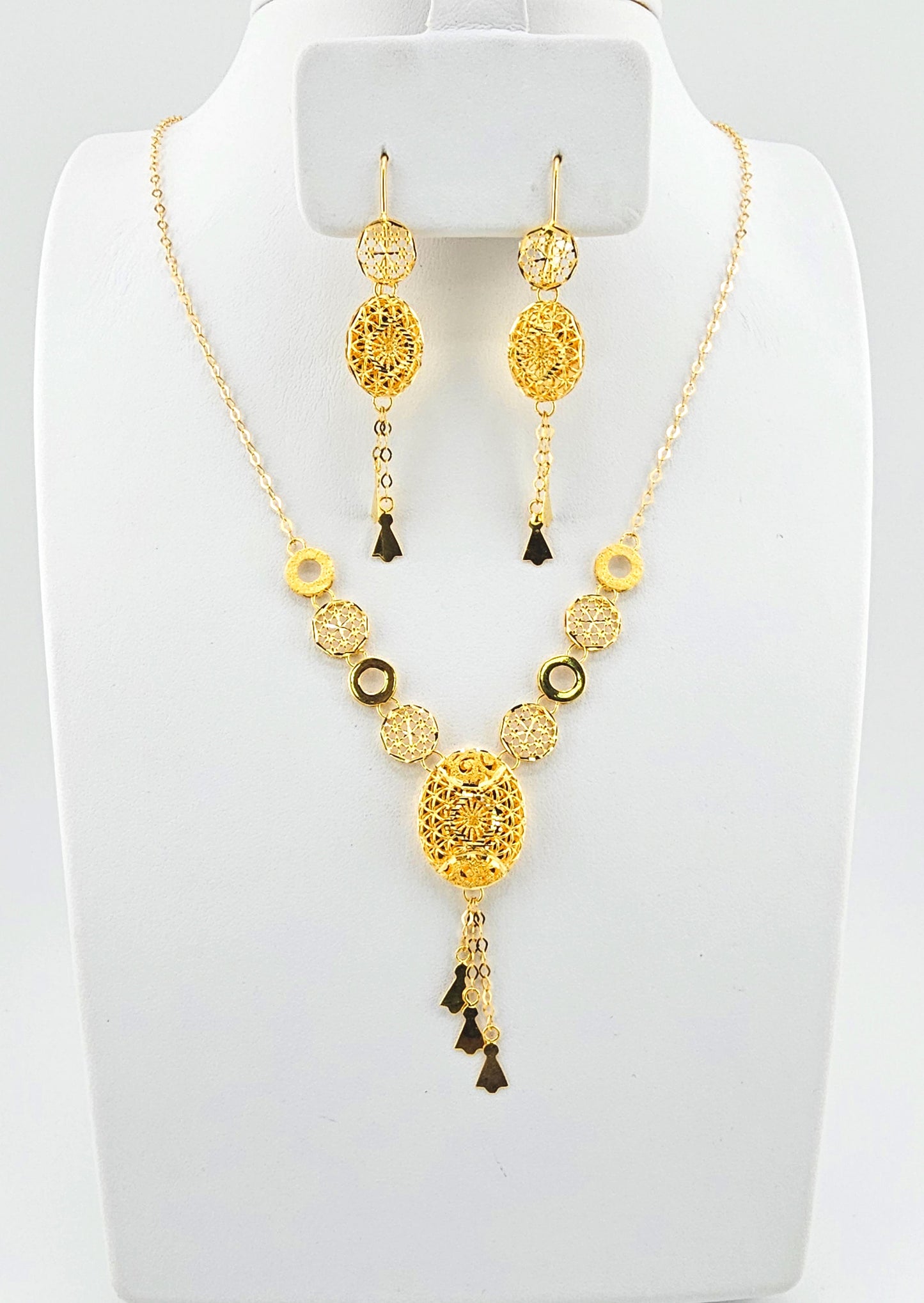 21k Khaliji Style Oval Dangling Necklace Set