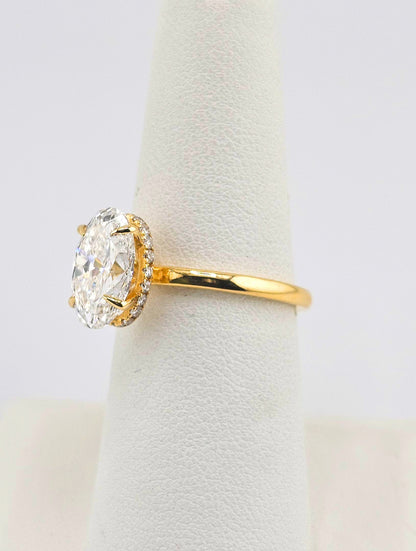18K Yellow Gold 3 Carat Oval Cut Lab Diamond Solitaire