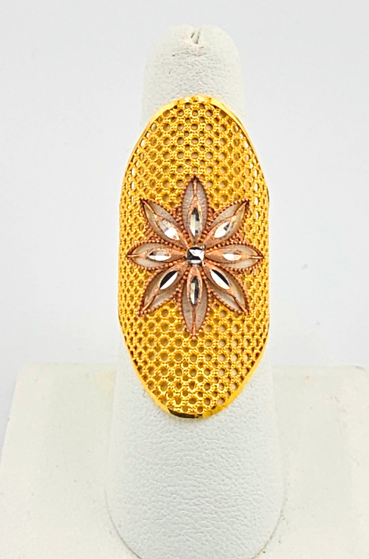 22K Tri-Color Contemporary Filigree Ring