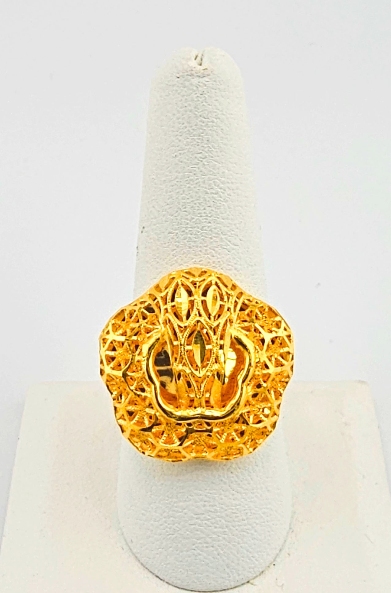 21K Radiant Ladies Ring