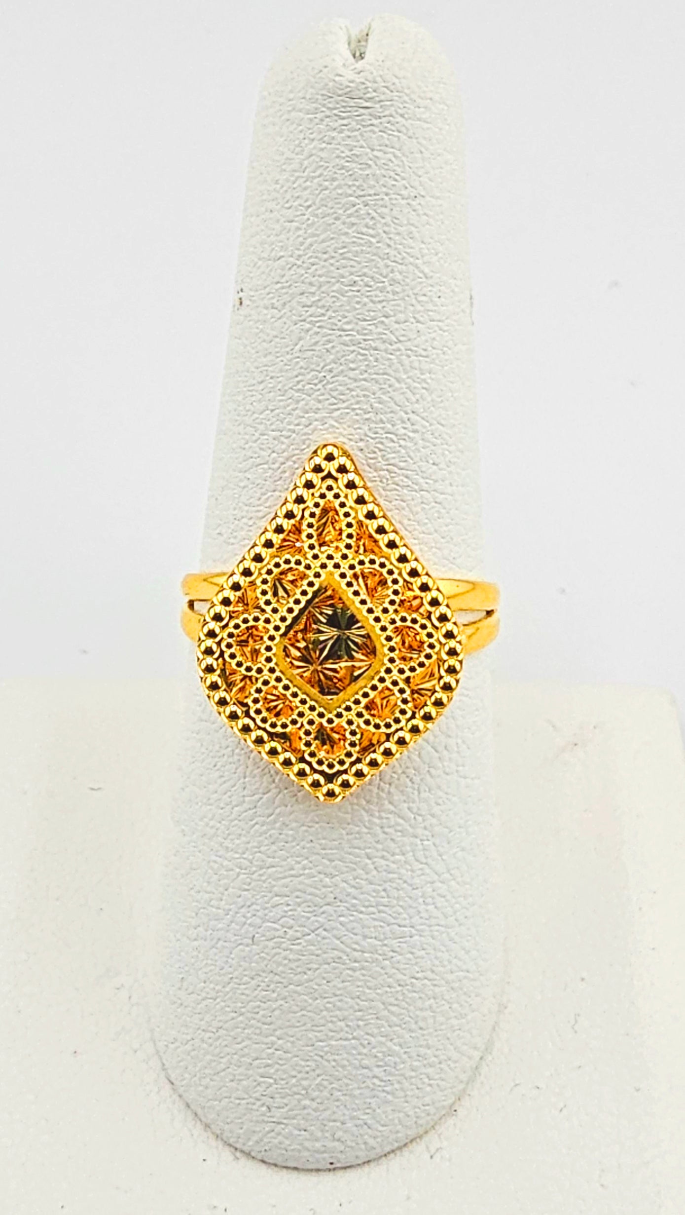 22K Modern Teardrop Ladies Ring