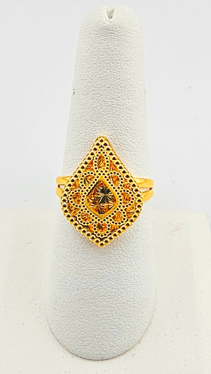 22K Modern Teardrop Ladies Ring