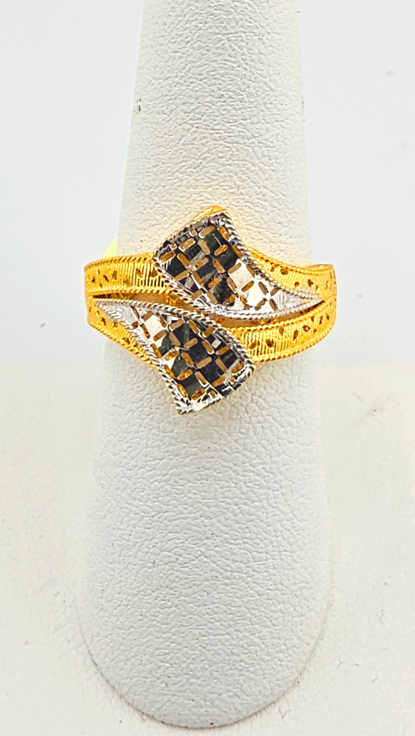 22K 2-Tone Fancy Ladies Ring