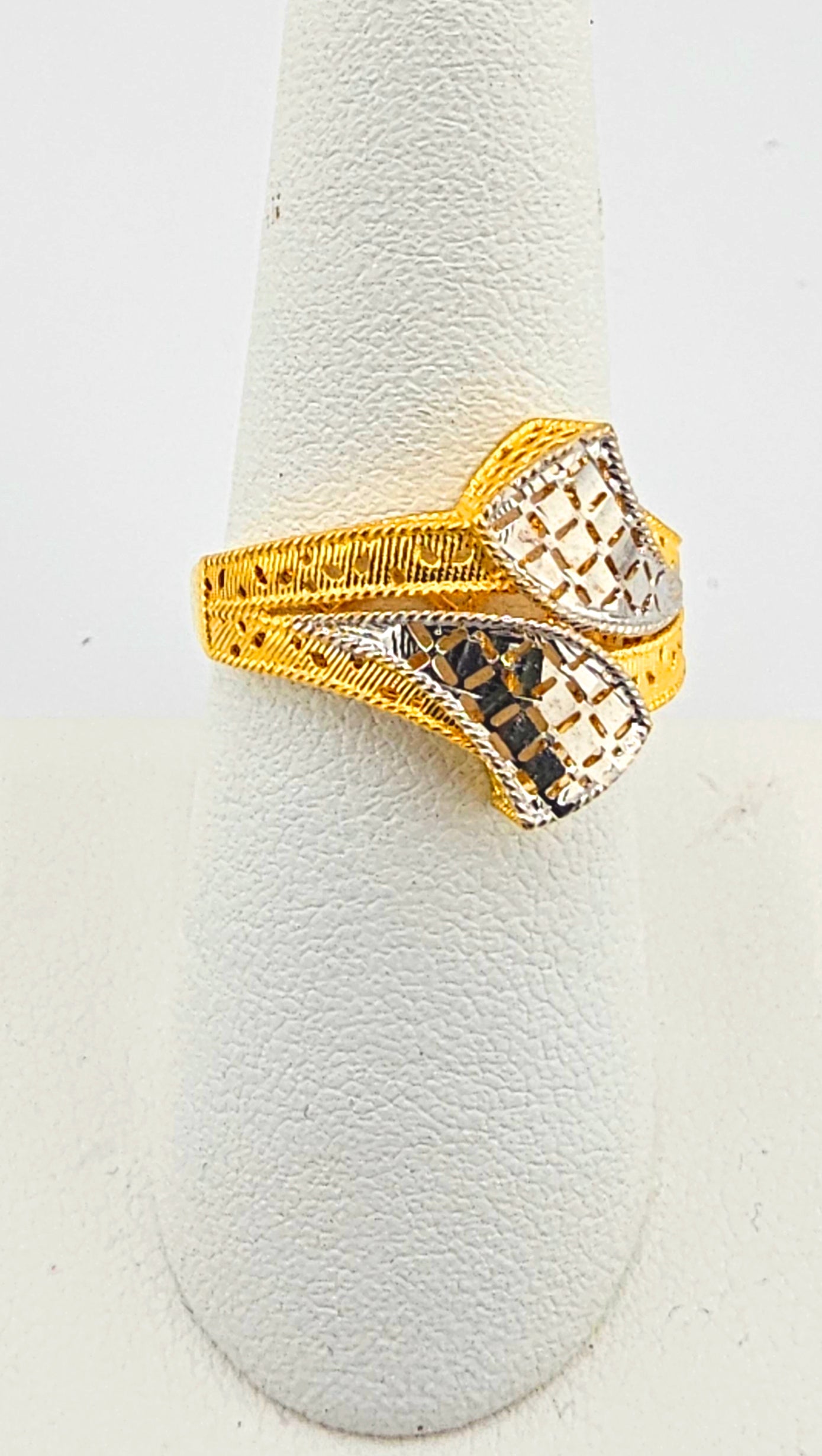 22K 2-Tone Fancy Ladies Ring